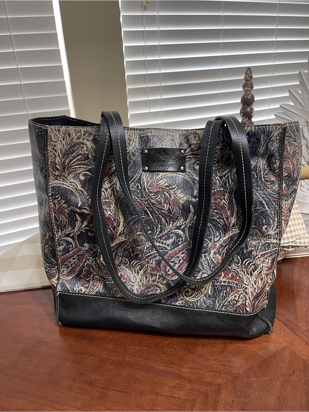𝅺Patricia Nash Feather Paisley Tote Italian Leather